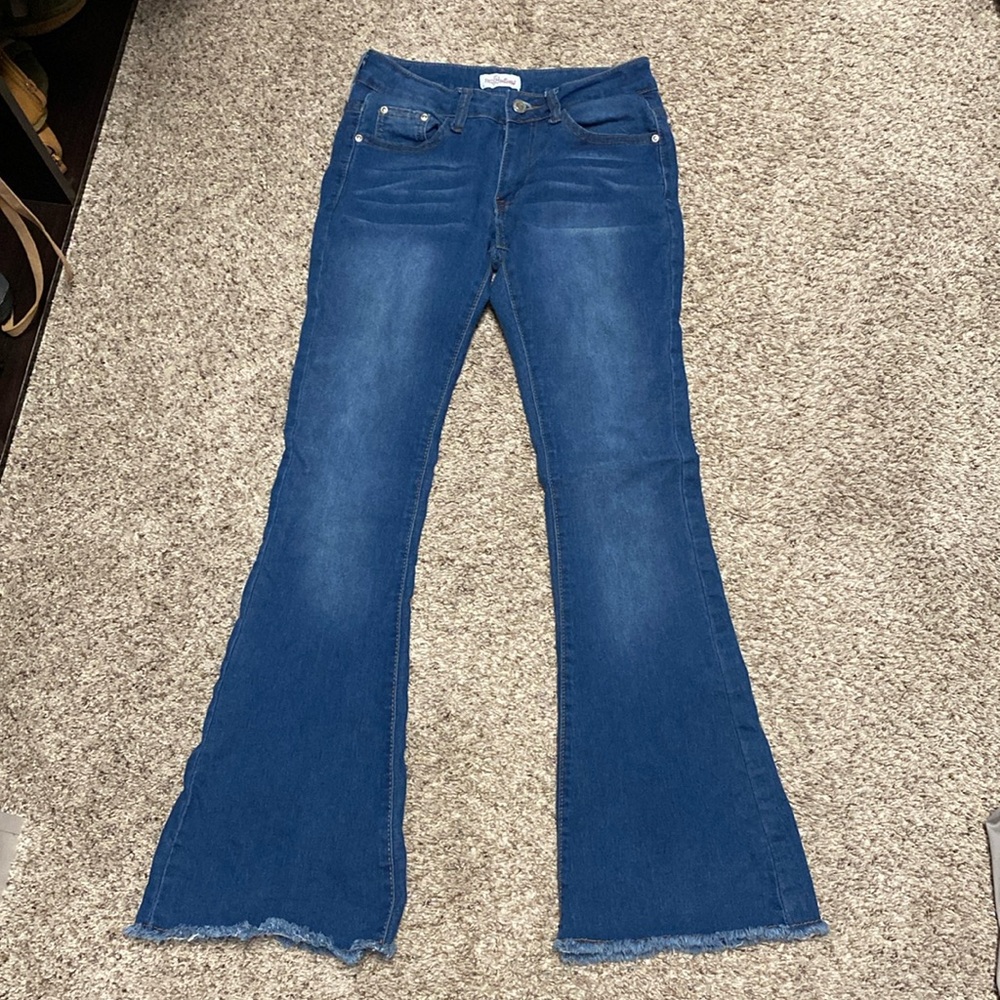 Juniors Flare Taw Hem Jeans